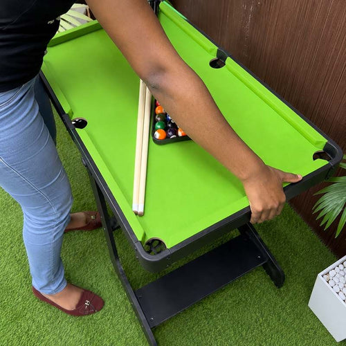 Mini Pool Table
